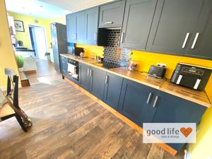 Photo 6- click for photo gallery